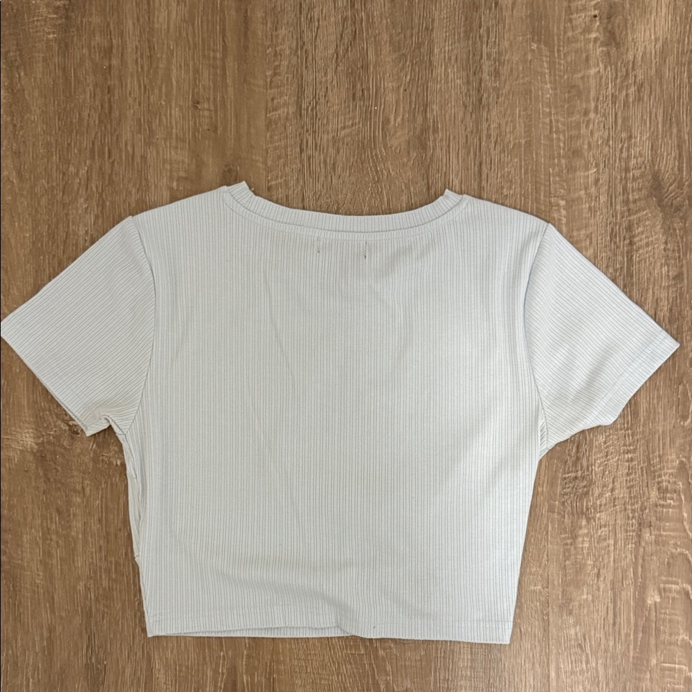 Aqua Women's Cream Knotted Crop Top - Picture 4 of 7